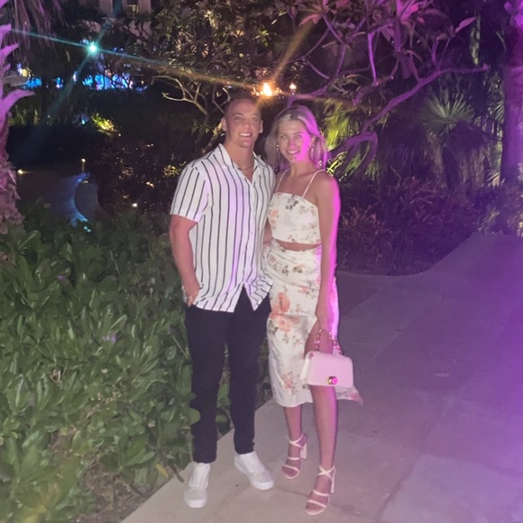 white and pink floral two piece skirt and top set - Picture 5 of 6